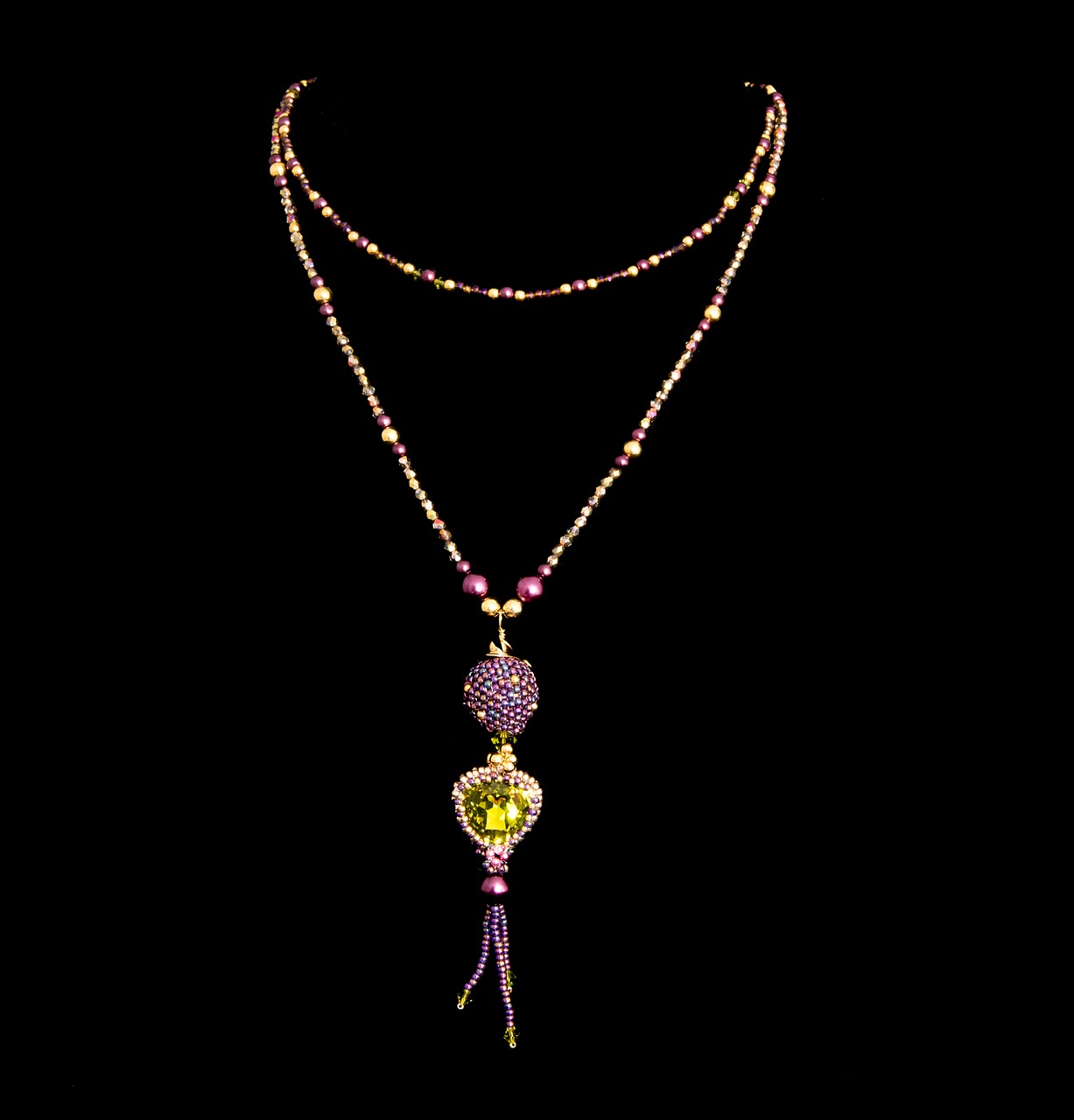 Comment choisir un collier pour femme en cristal Swarovski pour un look élégant et raffiné ?